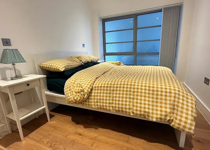 Modern & Stylish 1 Bedroom Flat