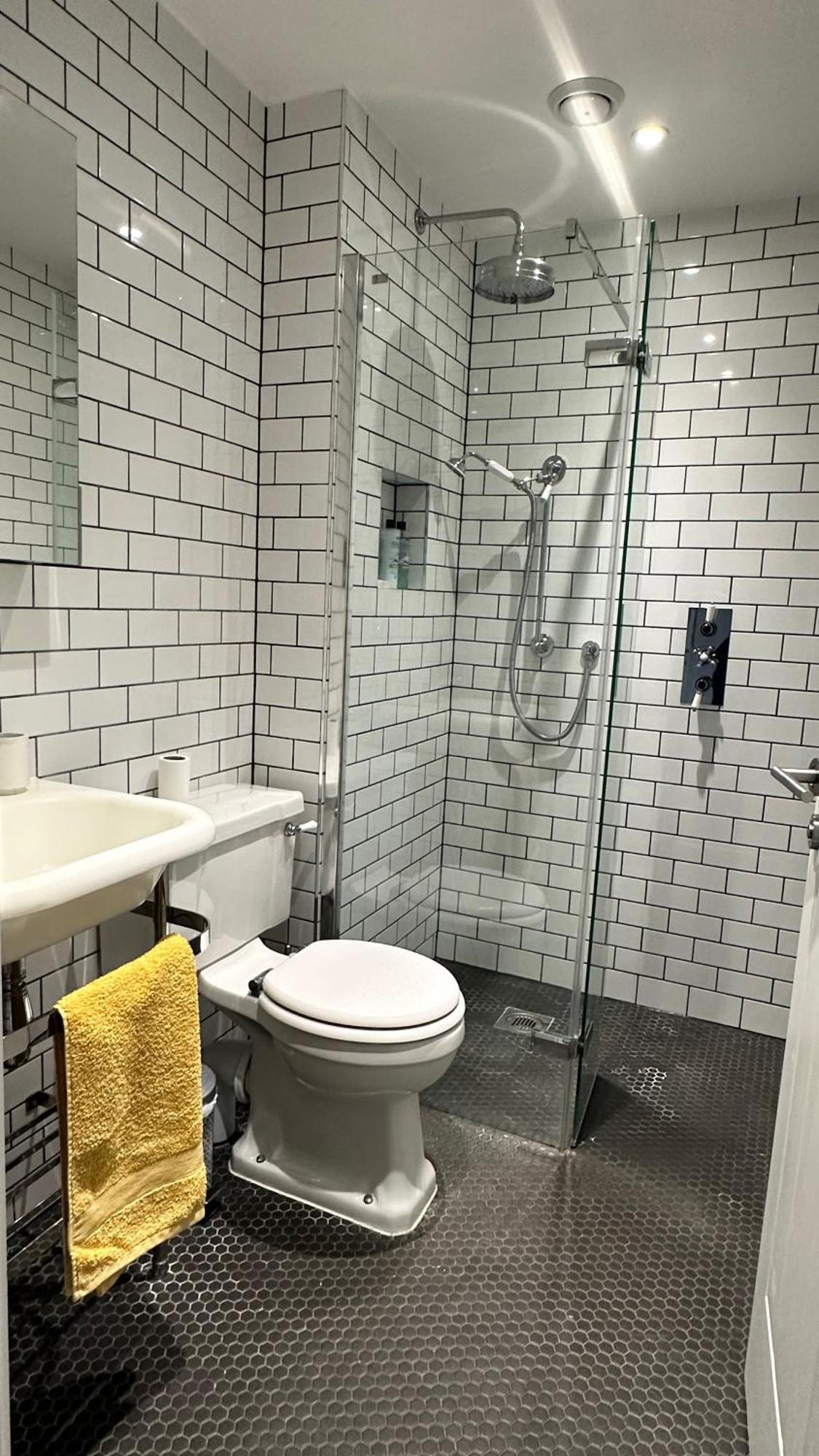 Modern & Stylish 1 Bedroom Flat Апартаменты