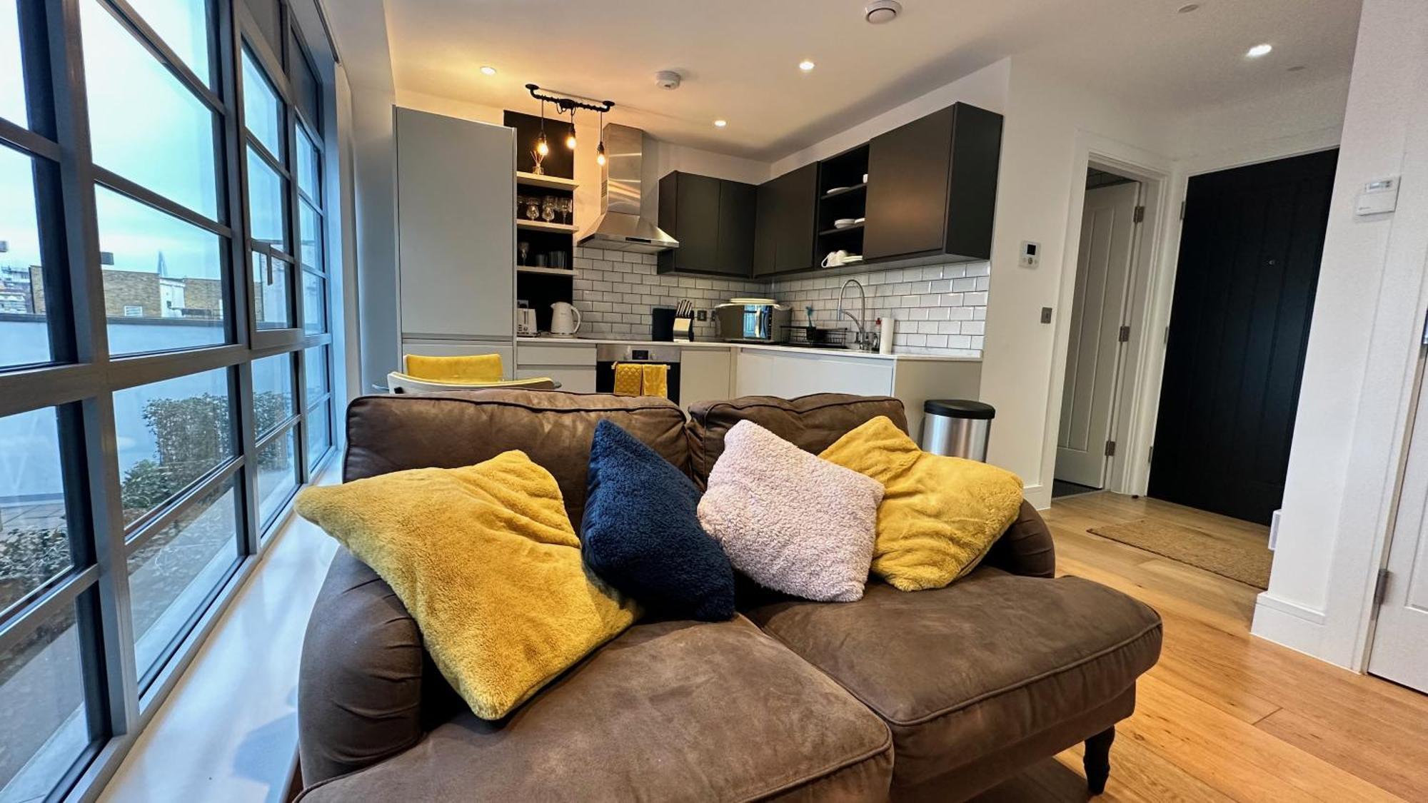 Modern & Stylish 1 Bedroom Flat Апартаменты